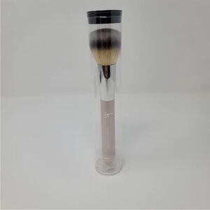 IT Cosmetics Full-Coverage Heavenly luxe foundation Brush - Pink Handle